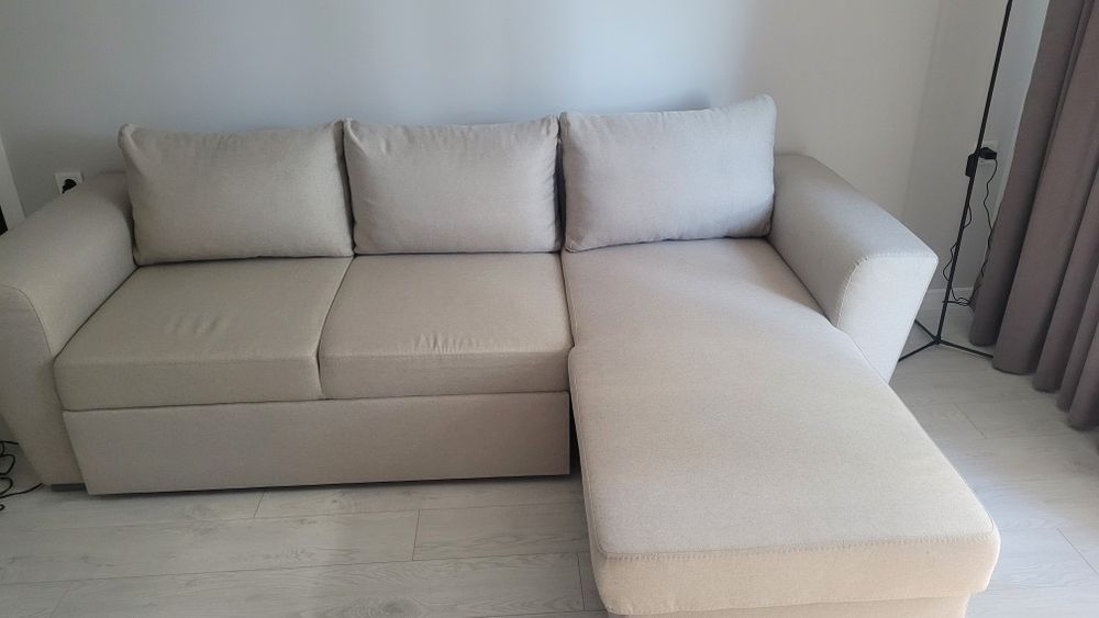 Светъл Ъглов   Диван