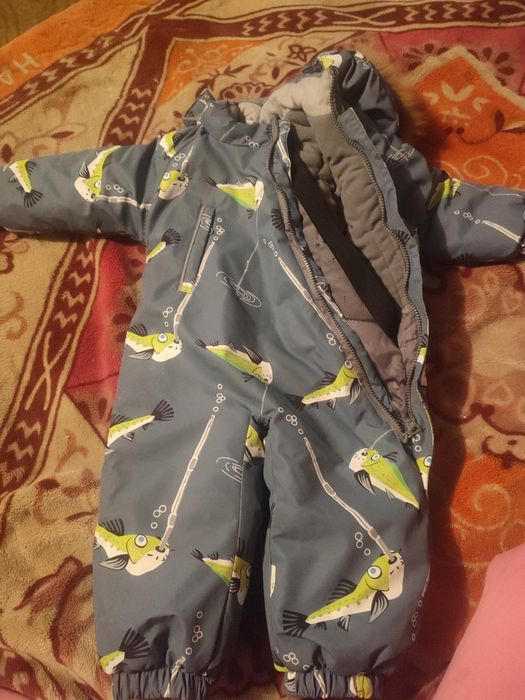 Продаю комбинезон детский