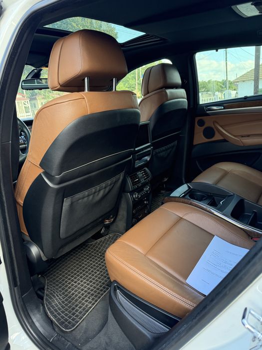 BMW X6 doar 153.000 km reali
