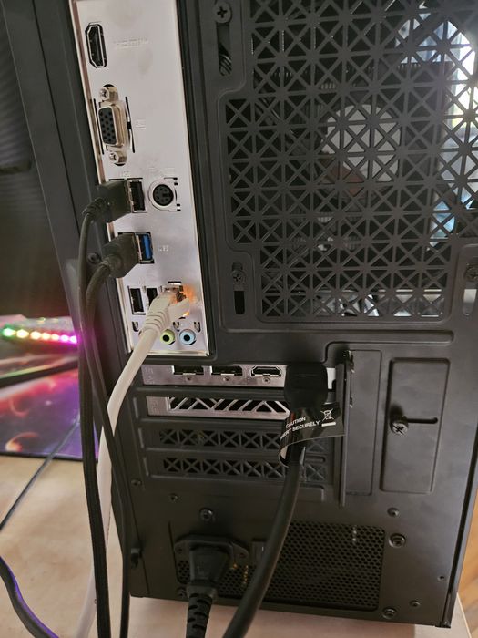 Placa video Rx 7700 xt 12 gb sapphire