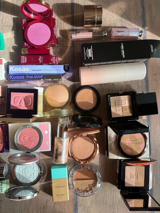 Луксозна козметика/ грим