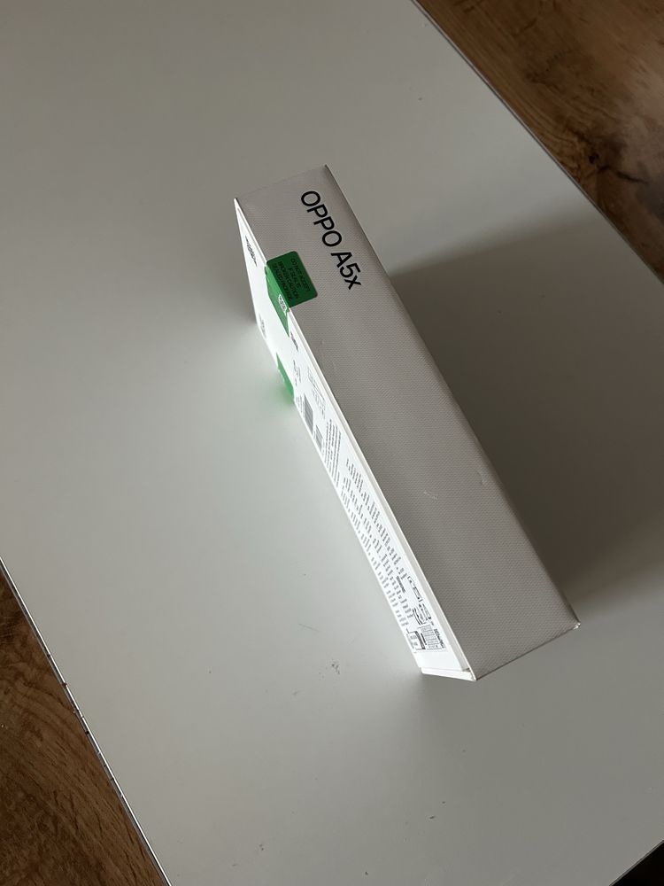 OPPO A5x НОВ С зарядно