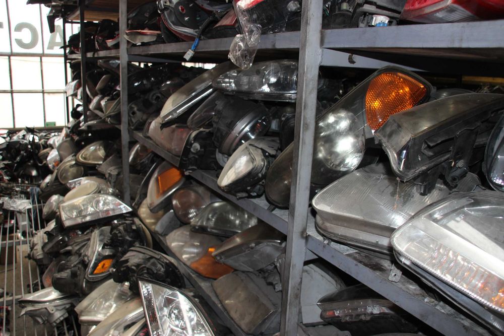 фар / фарове втора употреба за автомобили