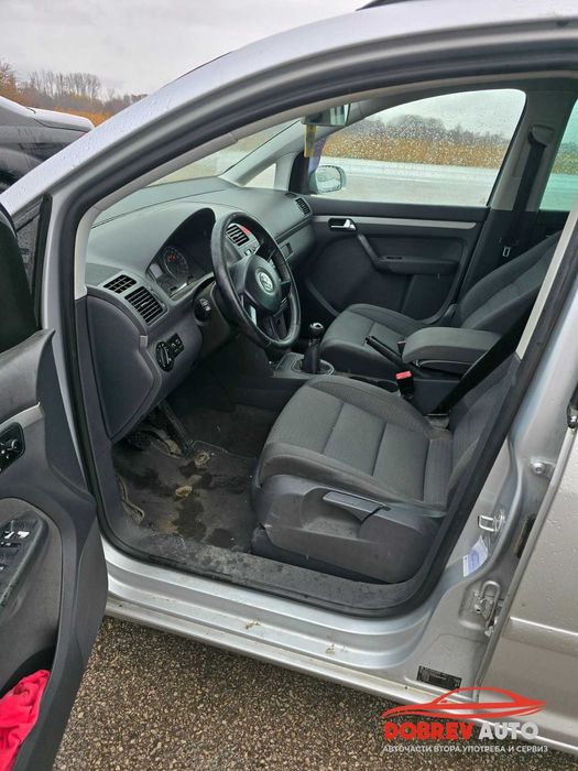 **САМО НА ЧАСТИ*** VW Touran 2.0tdi, ръчни скорости, ляв волан