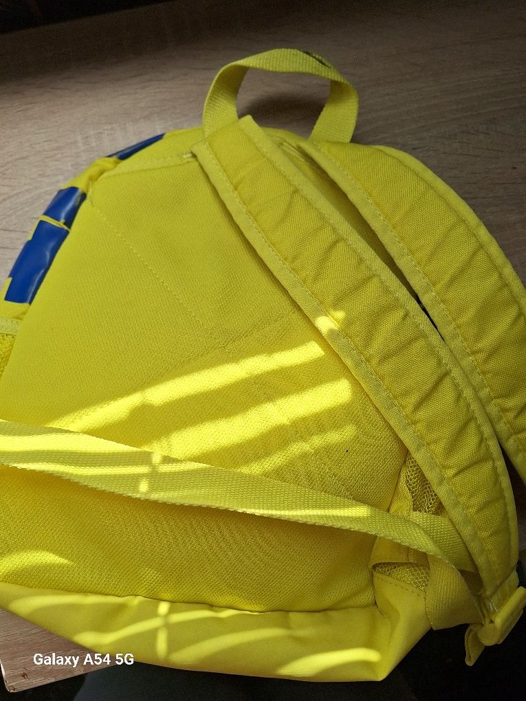 Като нова раничка Nike