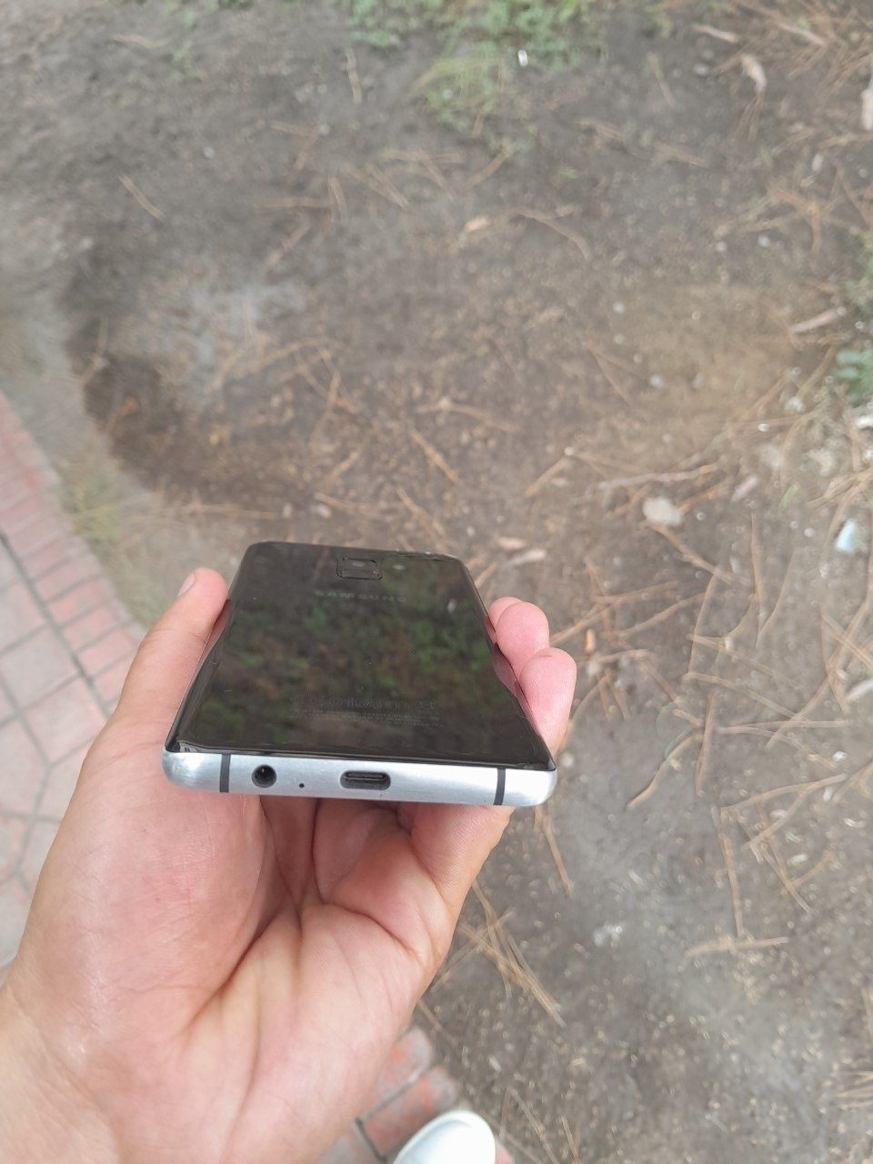 samsung a8+ sotladi
