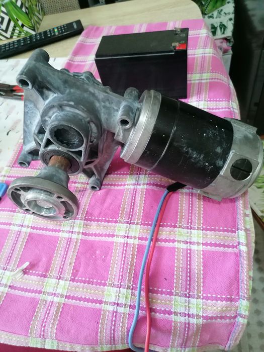 Vind reductor cu motr 24 v merge si la 12 v