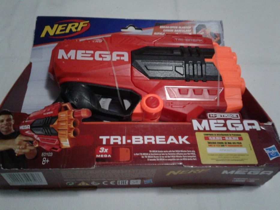 Tri-Break pistol cu gloante uriase Nerf Mega,3 proiectile incluse, nou