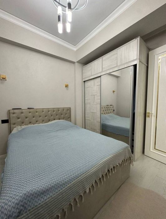 Yakkasaroy Salamatinada navastroyka 2 xonali kvartira sotiladi