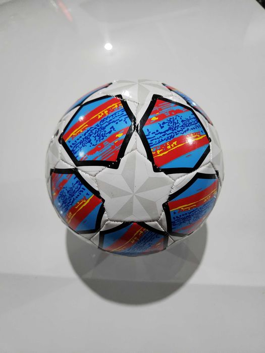 Топка за деца Шампионска Лига звезда 1 брой 25лв два броя 44лв