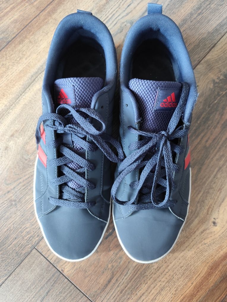 Маратонки adidas