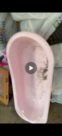 Ванна детская розовая