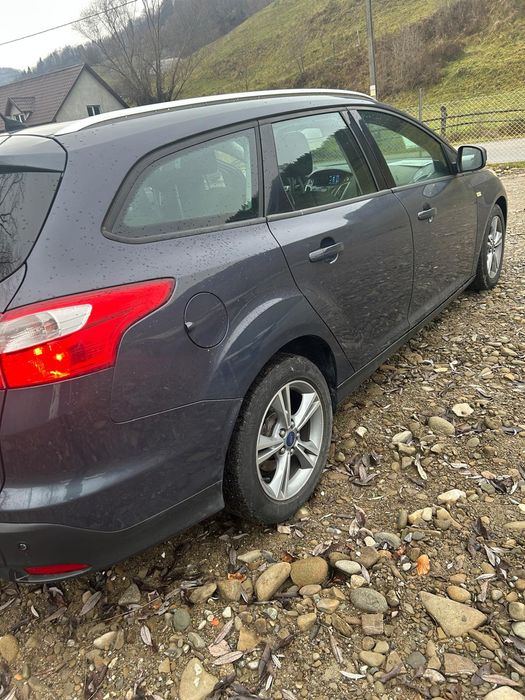 Vand Ford Focus 1.6