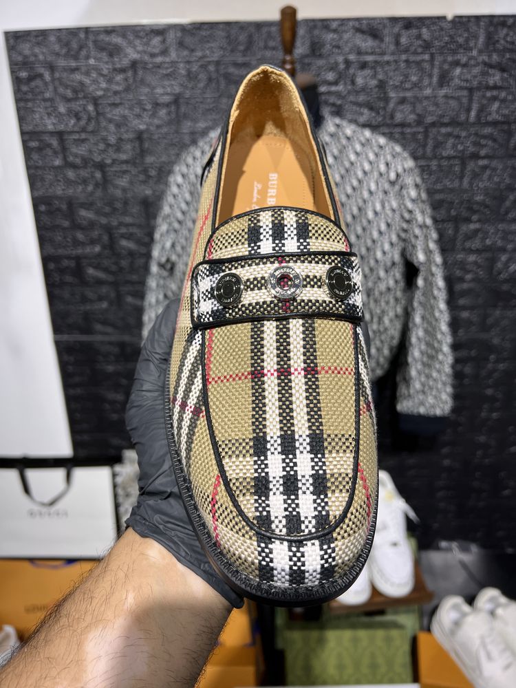 Mocasini burberry 2024