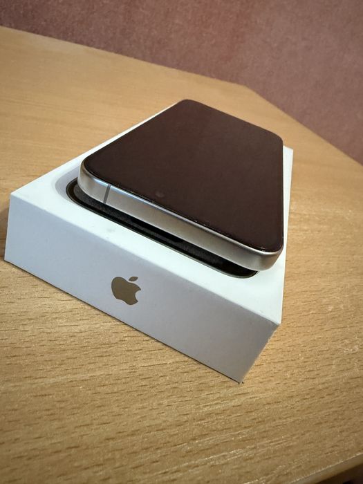 Iphone 15 pro max 256GB Като нов!