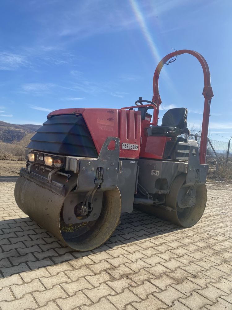 De inchiriat vibrocompactor , rola compactor Amman