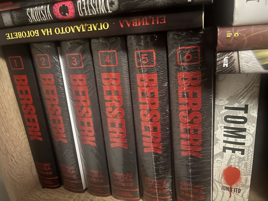 Berserk Deluxe edition Vol 1-6
