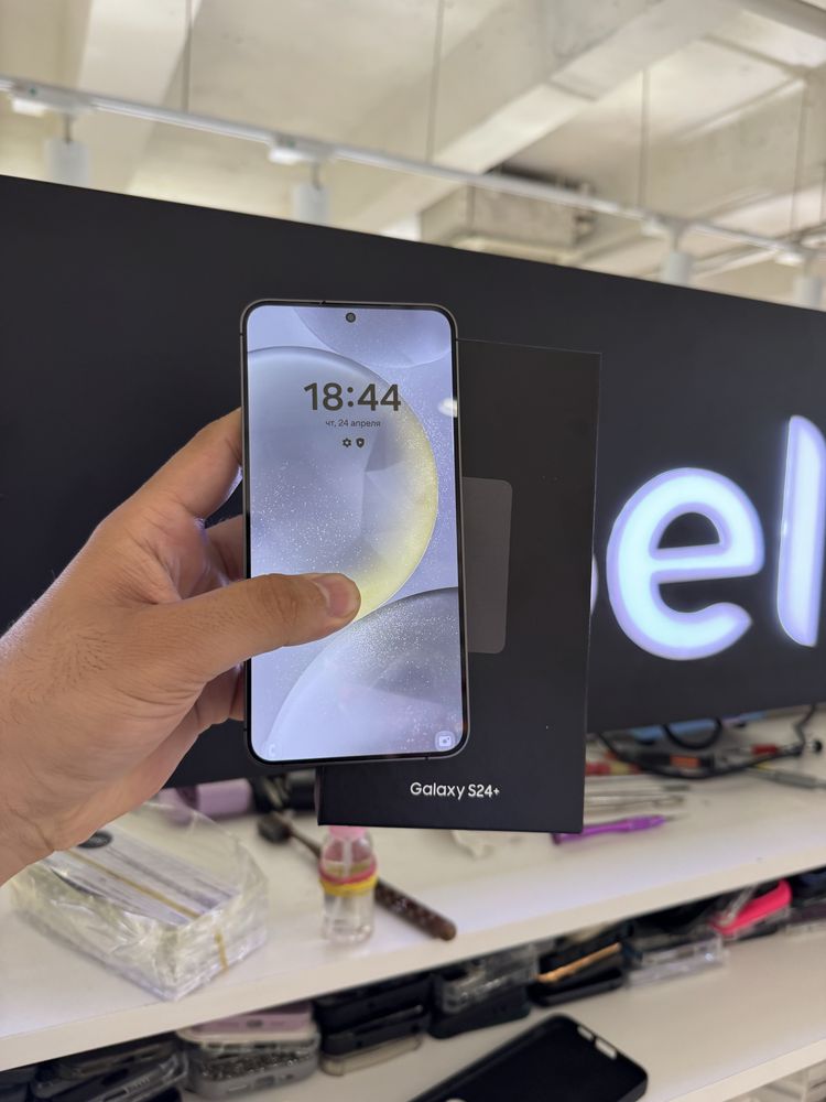 Samsung S24 plus 256gb