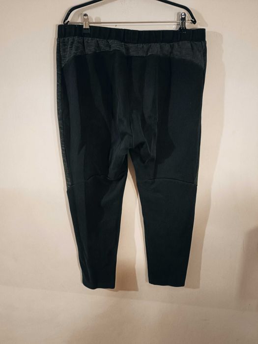 Мъжки спортен панталон Puma