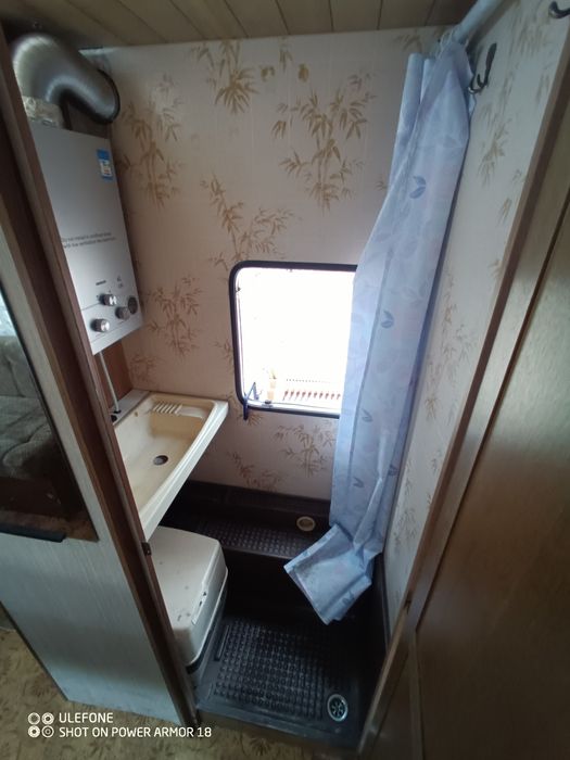 Каравана Burstner Lux. 1987г    761кг