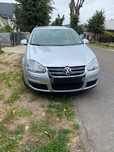 Volkswagen Golf V 1.9 tdi 105 cp, an 2009