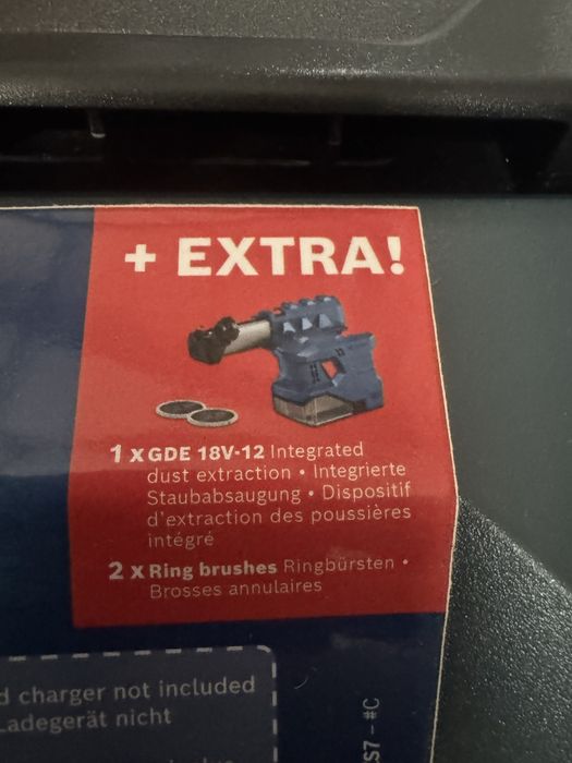 Bosch GBH 18V-22 și aspirator