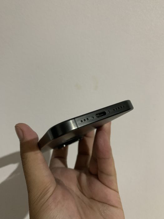 iPhone 15 Pro Black Titanium Baterie100% 128GB ca NOU!