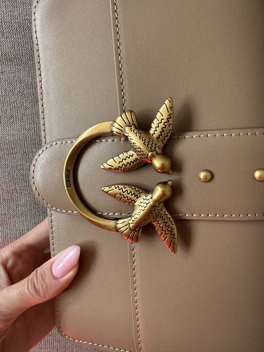 Чисто нова кафява чанта PINKO