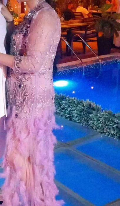 Rochie Pene spartă pe ambele picioare