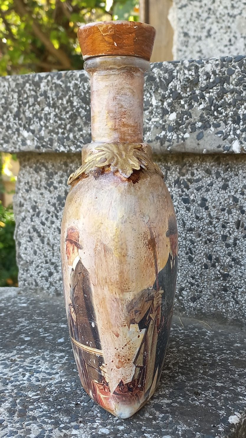 Ръчно декорирана бутилка в стил Винтидж
