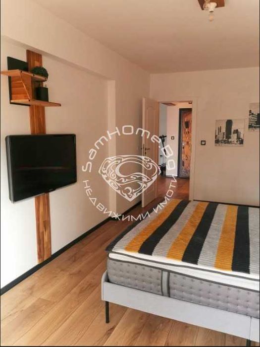 Продава се Тристаен апартамент в Варна, Възраждане 4 - 133 кв.м за 1627 €/кв.м - Снимка #8