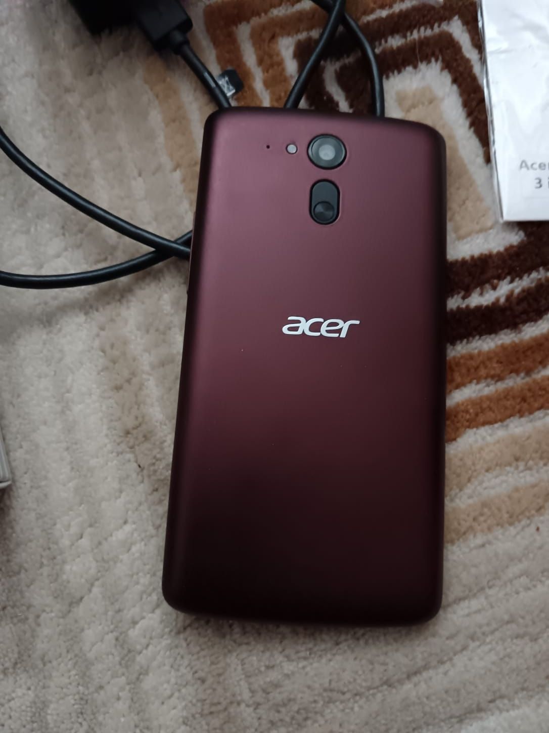 Telefon Acer Liquid E700 trisim