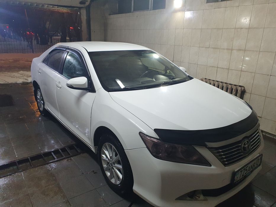 Сдам в аренду с выкупом Toyota Camry 2013 г.в. АКПП