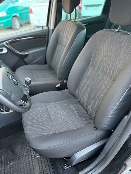 Dacia Duster 1.5 DCI 110cp 4x4 Euro 5 (recent adus)