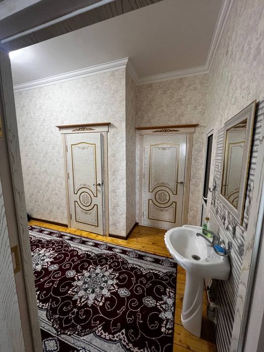 Урганч шахар марказида квартира ижарага  берилали