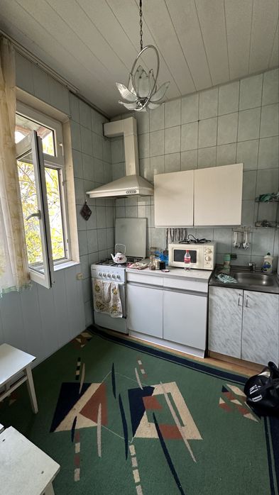 Продаётся квартира 2/3/5 Максим Горький метро БИЙ Художников 2 хонали