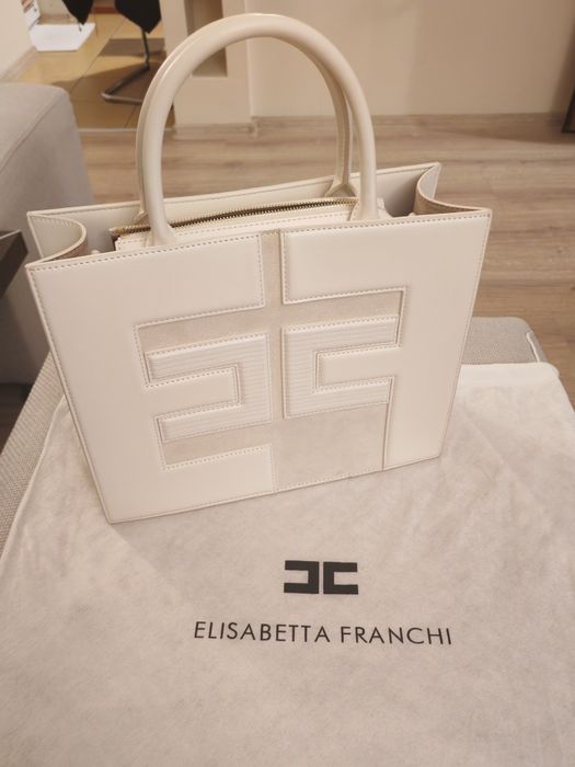 Оригинала чанта ЕЛИЗАБЕТА ФРАНЧИ