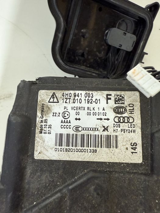 Ляв фар , десен фар за audi a8 d4 за части