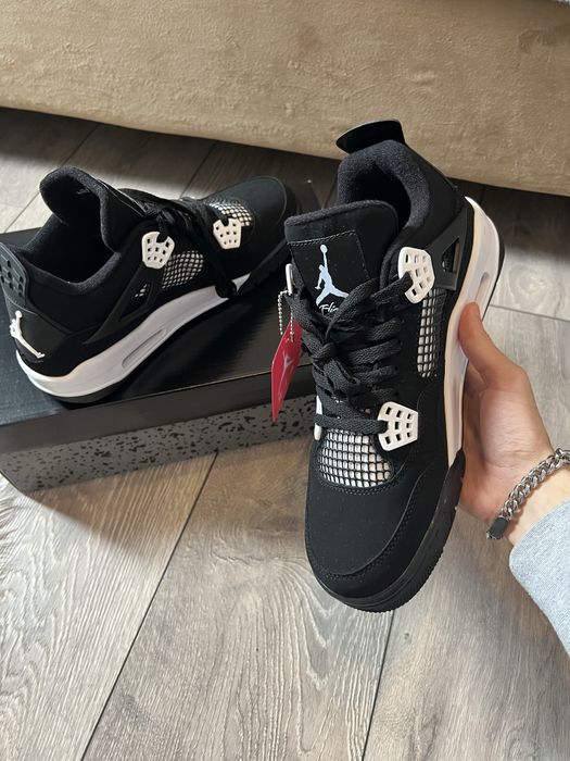 Jordan 4 Oreo Barbati  (Nu Pure/Cement/Red/Blackcat)