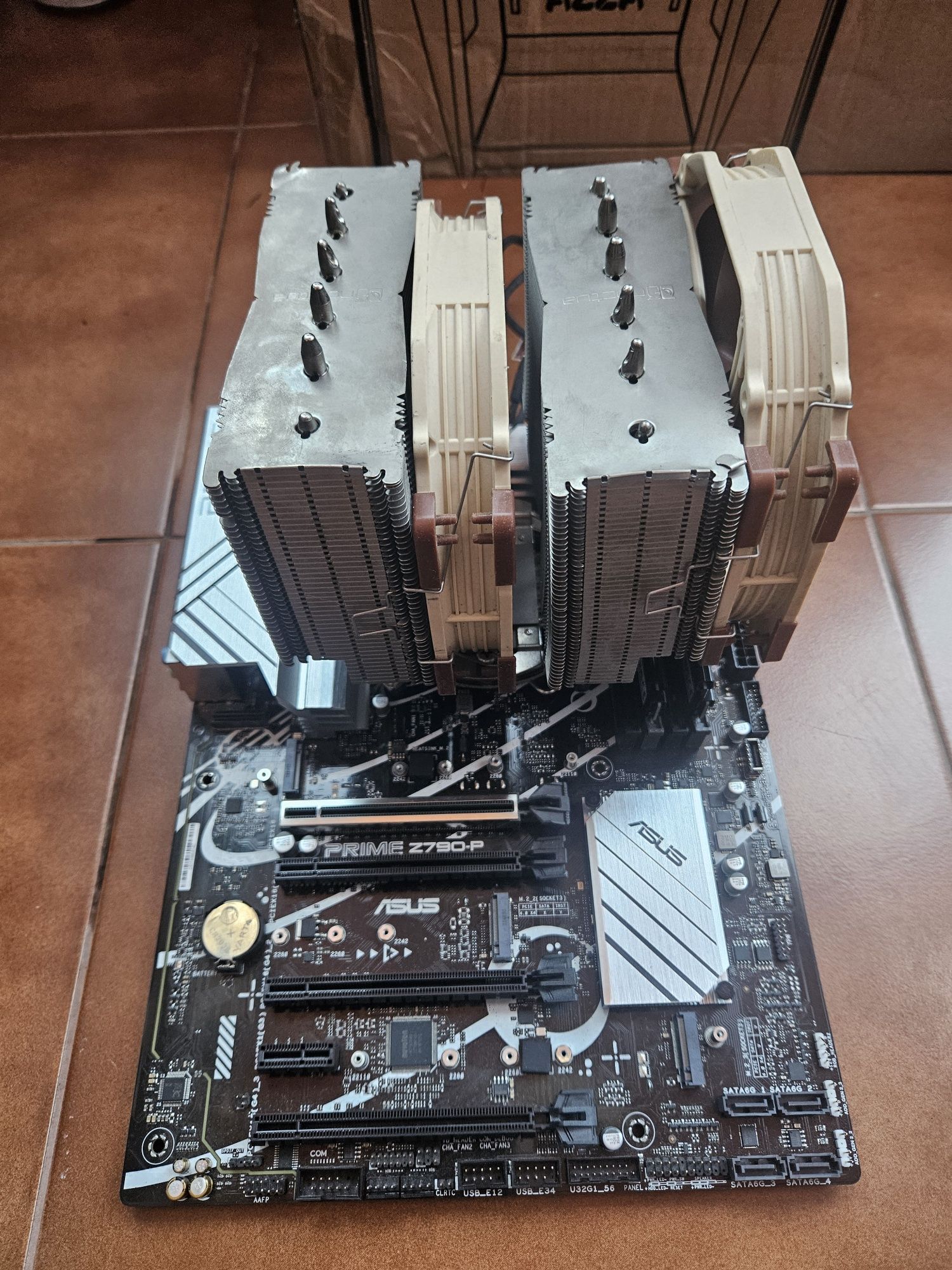 Продавам геймърски дъно, процесор I7 12700KF , рам DDR5 и охлаждане