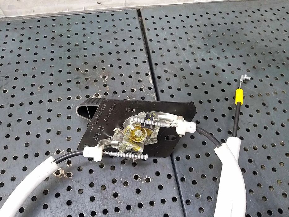 Maner interior dreapta spate opel vivaro c p1001313 9832090780