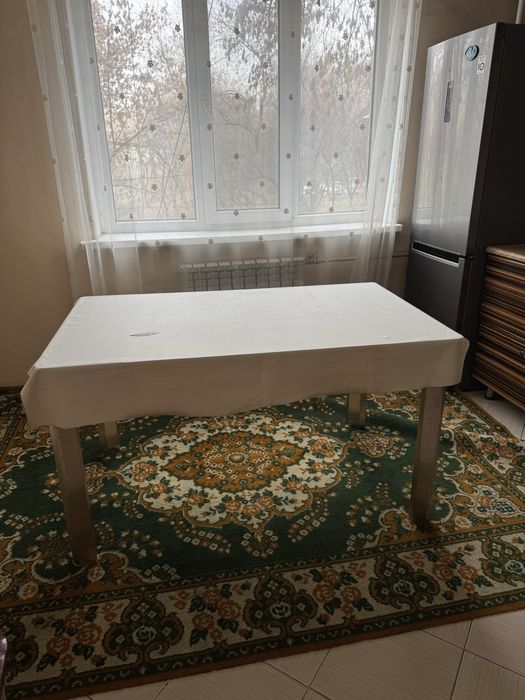 Стол кухонный стеклянный