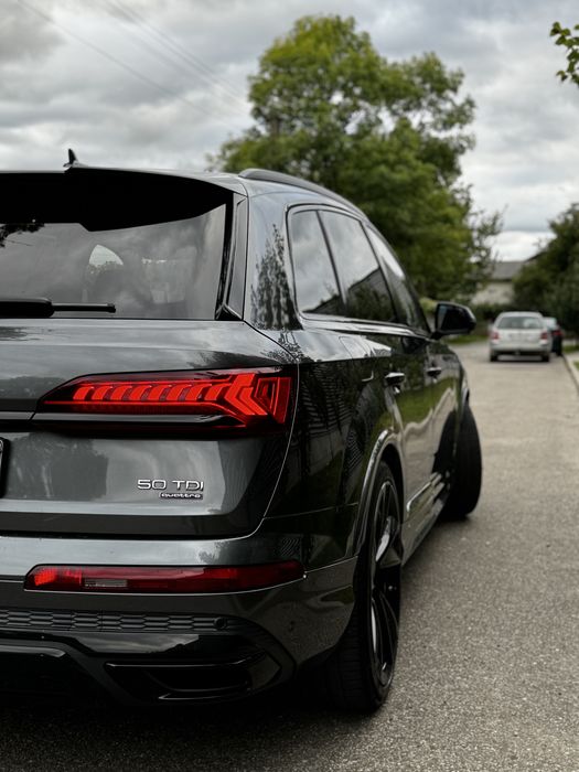 Audi Q7 50 TDI S line mild hibrid
