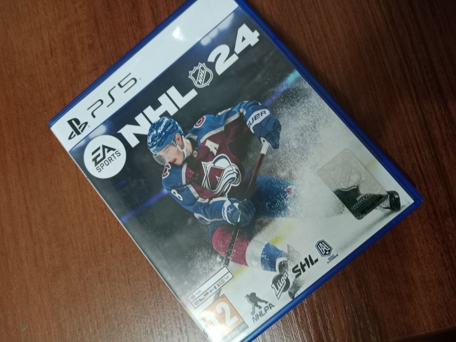 Диск на Ps5 NHL 24
