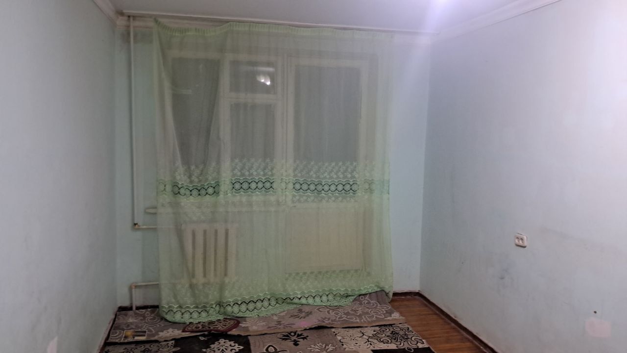 Сдаётся в аренду Куйлюк массив 1,   2/2/4.
