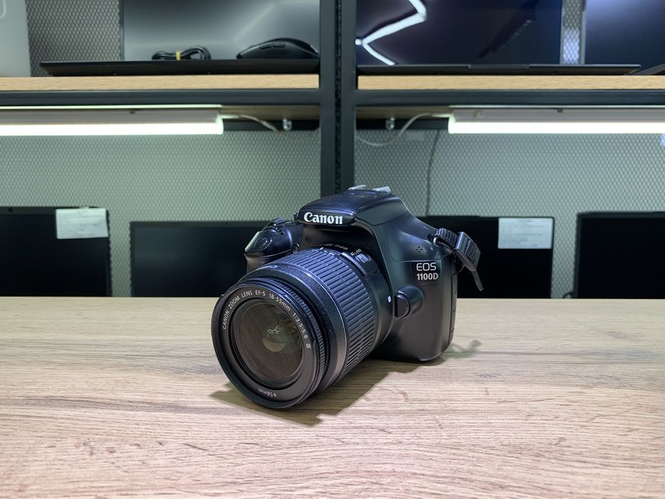 Фотоаппарат Canon EOS 1100D, объектив 18-55 mm,10676/А10