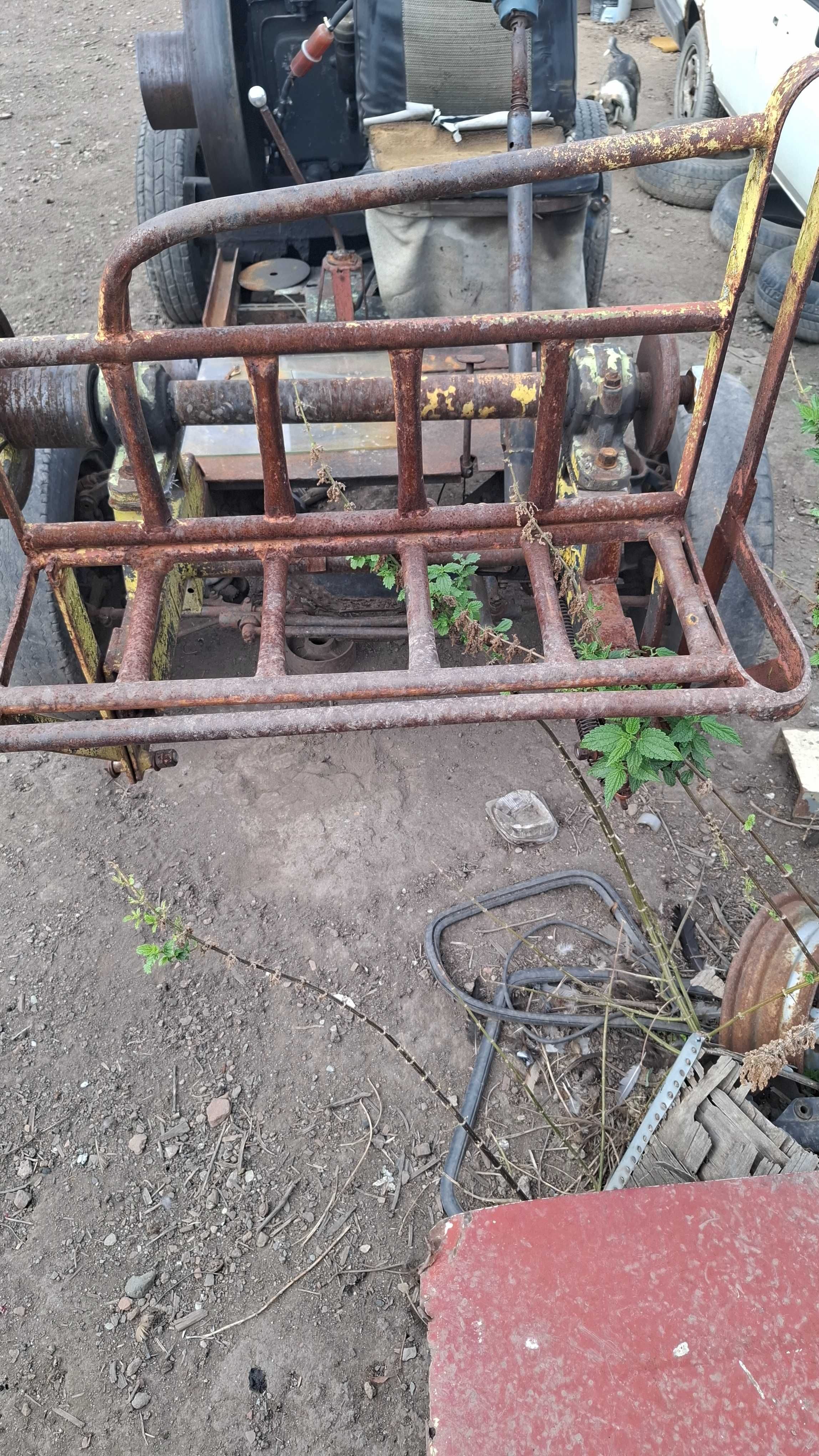 Здравейте продавам резачка за дърва двигател Вамо