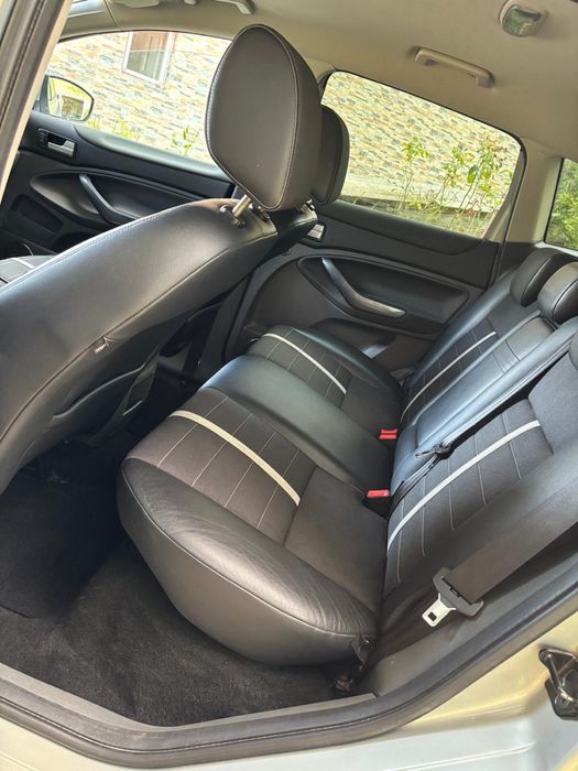 Ford Kuga 2.0 TDCi 4x4, 2009, impecabil!