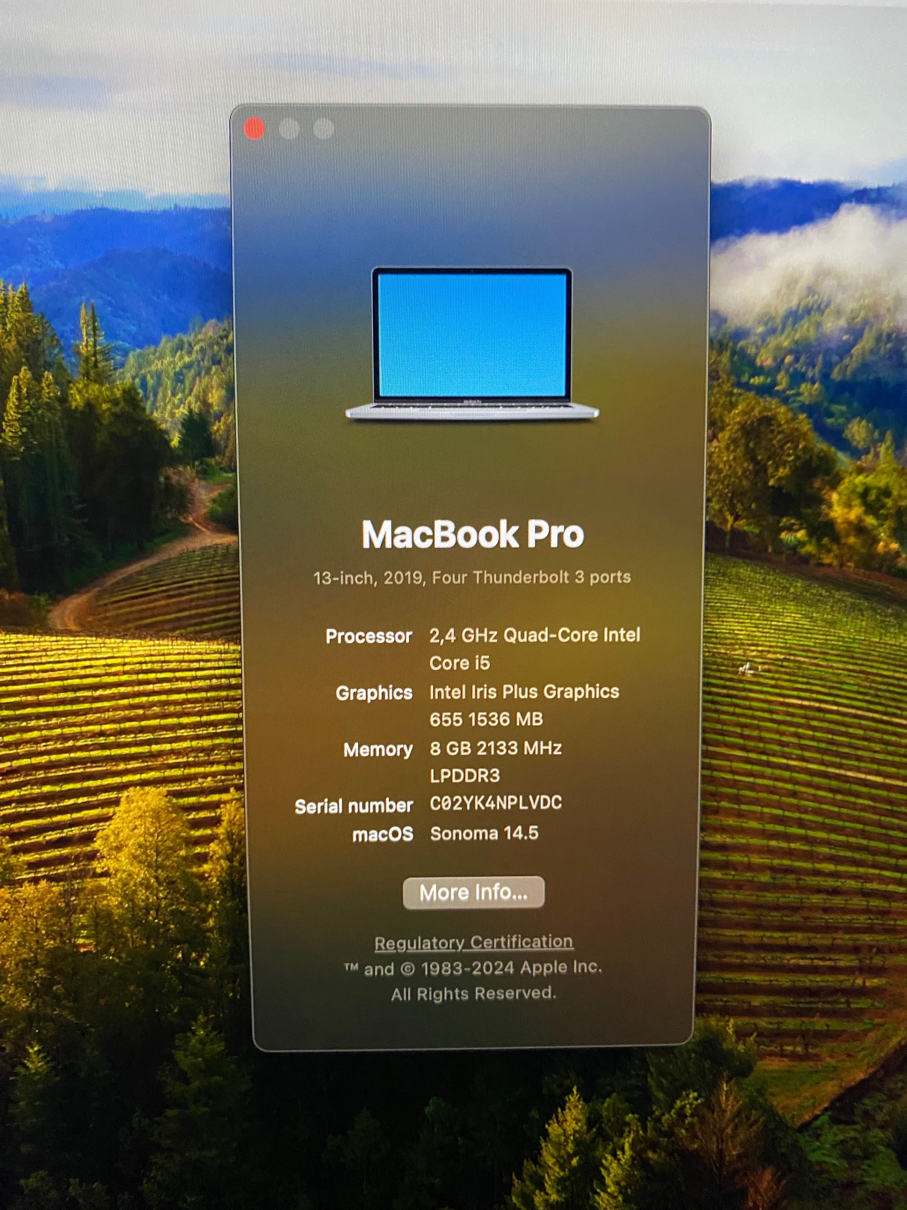 Продавам MacBook Pro