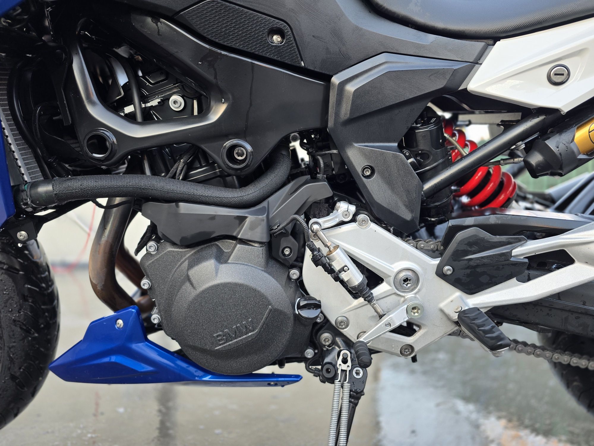 BMW F900R 2022 - full option